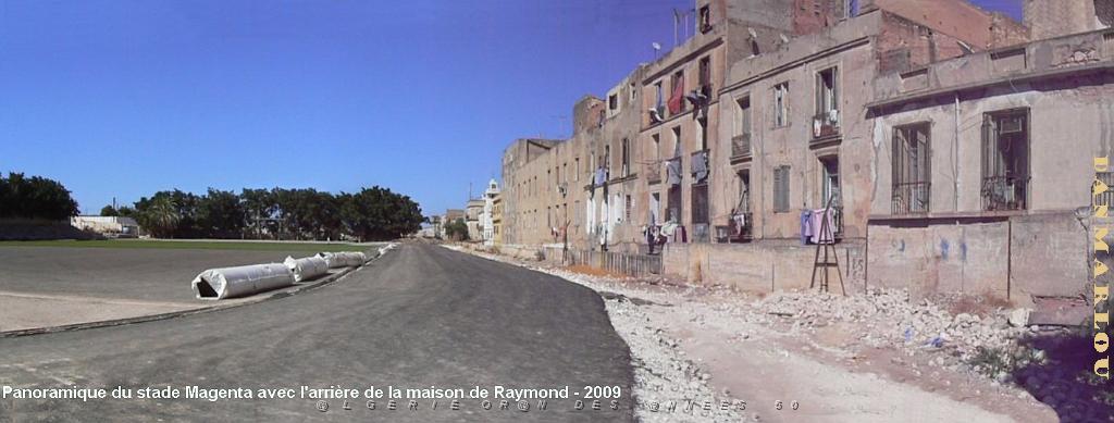 ORAN 2009 pano le stade Magenta et la maison de Raymond au premier plan.jpg